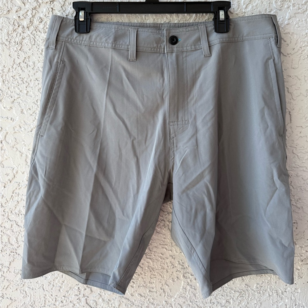 Avid men’s fishing shorts size 34